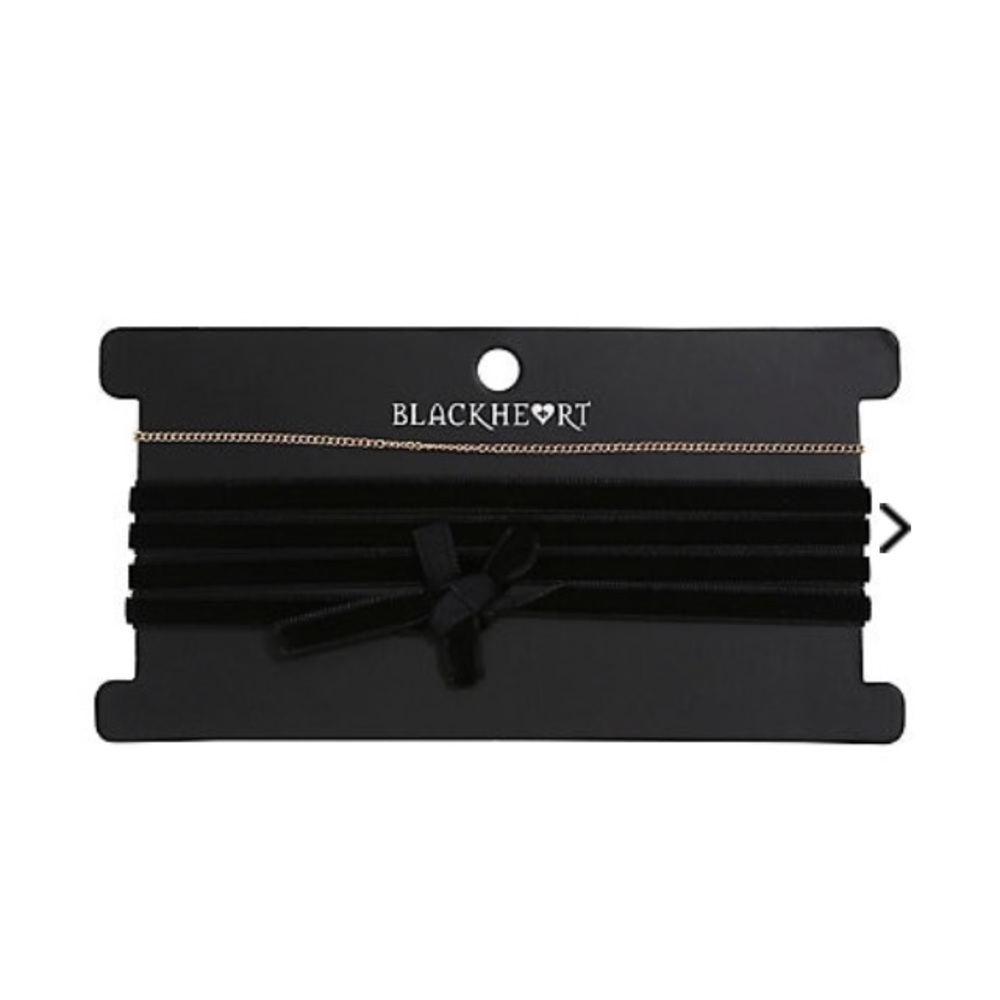 Unopened chokers!